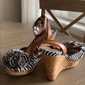 Gianni Bini Wedge Heels